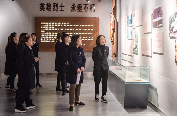 4.15南方米兰官方端网站登录入口_米兰online(中国)
机关党支部开展“追寻革命先烈 追忆革命历史”主题党日活动2.jpg