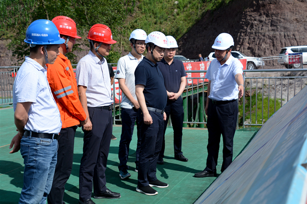 省厅工程质量监督局副局长邹南带队检查乐西项目建设_副本.jpg