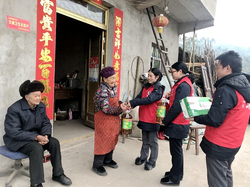 3.6情满高速暖人心 雷锋精神在延伸2.jpg