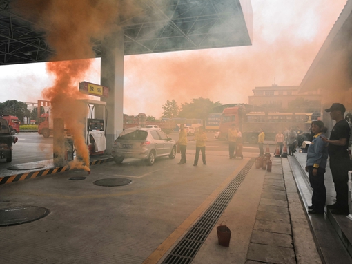 20190617川西米兰官方端网站登录入口_米兰online(中国)
联合多单位组织开展消防演练 (2)_cg.jpg