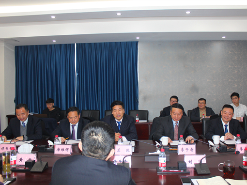 川高广南米兰官方端网站登录入口_米兰online(中国)
与四川交投物流有限米兰官方端网站登录入口_米兰online(中国)
成功签订战略合作协议 共创交通+物流产业发展新未来3.JPG