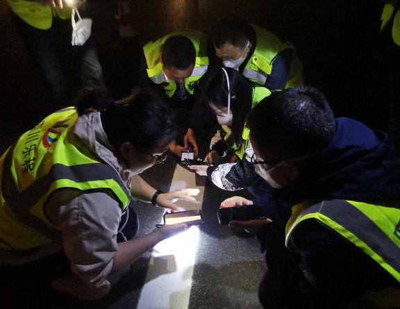 no170-成南米兰官方端网站登录入口_米兰online(中国)
组织学习“双组份标线”并试点施工.jpg