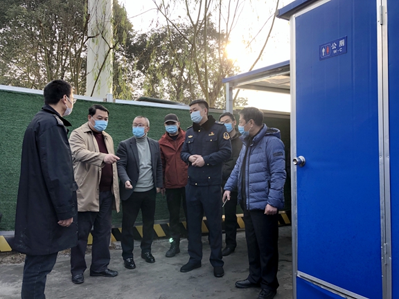 20210205厅高速公路交通执法第四支队到成都绕城高速检查指导“冬安行动”工作落实_副本.jpg