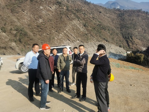 绵九米兰官方端网站登录入口_米兰online(中国)
党委副书记、总经理曾杰一行督导九绵高速公路节后复工复产工作.jpg