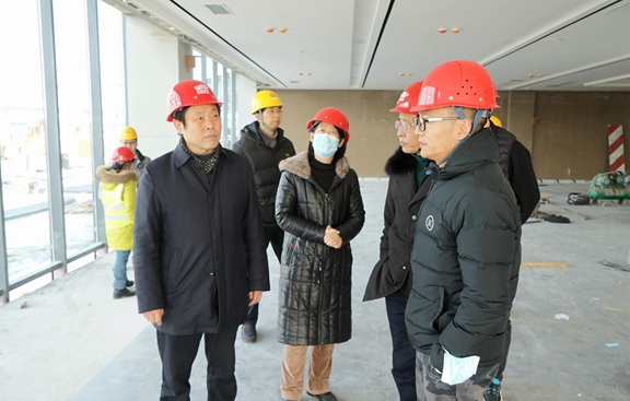 20210111川西米兰官方端网站登录入口_米兰online(中国)
党委书记、董事长刘宏调研督导成都绕城高速重点工程项目进展 (2)_副本.jpg