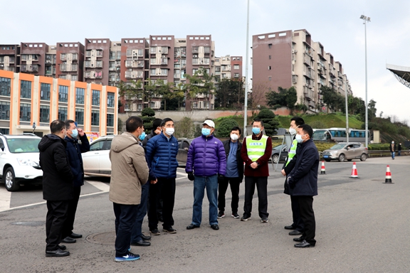省交通投资集团有限责任米兰官方端网站登录入口_米兰online(中国)
副总经理张志英到川南米兰官方端网站登录入口_米兰online(中国)
督导新型冠状病毒肺炎疫情防治工作7_副本.jpg