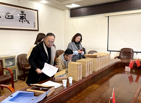 20201125米兰官方端网站登录入口_米兰online(中国)
路安部到绕西处开展安全生产检查_副本.jpg