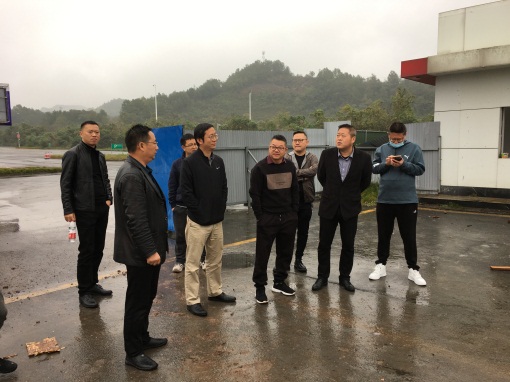 经营开发部协调推进旺苍服务区加油站开通工作.JPG