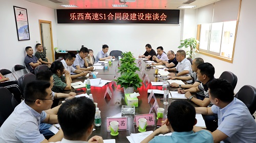 2O4A9896_副本.jpg