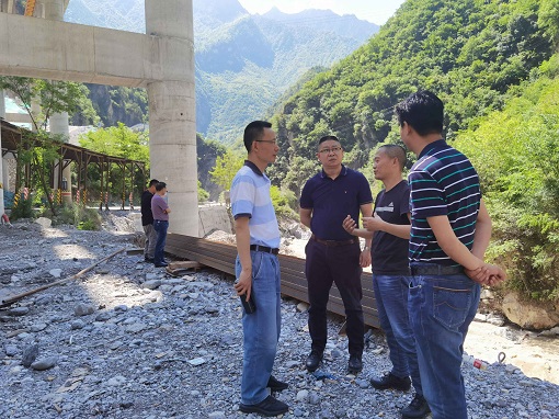 绵九米兰官方端网站登录入口_米兰online(中国)
党委书记、董事长曾杰赴九绵高速沿线检查工作-2.jpg
