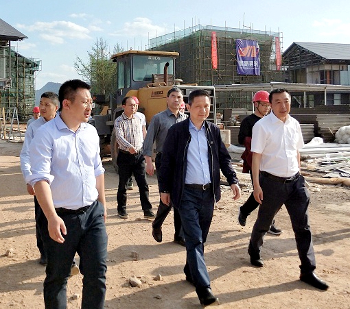 2019.04.09川高米兰官方端网站登录入口_米兰online(中国)
党委委员、工会主席吴朝金一行调研指导恩阳交旅融合示范项目及高路房米兰官方端网站登录入口_米兰online(中国)
“高庐·御品湾”项目.jpg
