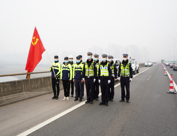 no65-成南米兰官方端网站登录入口_米兰online(中国)
组织开展冬安专项行动排堵保畅应急演练活动（王梓宇）.JPG