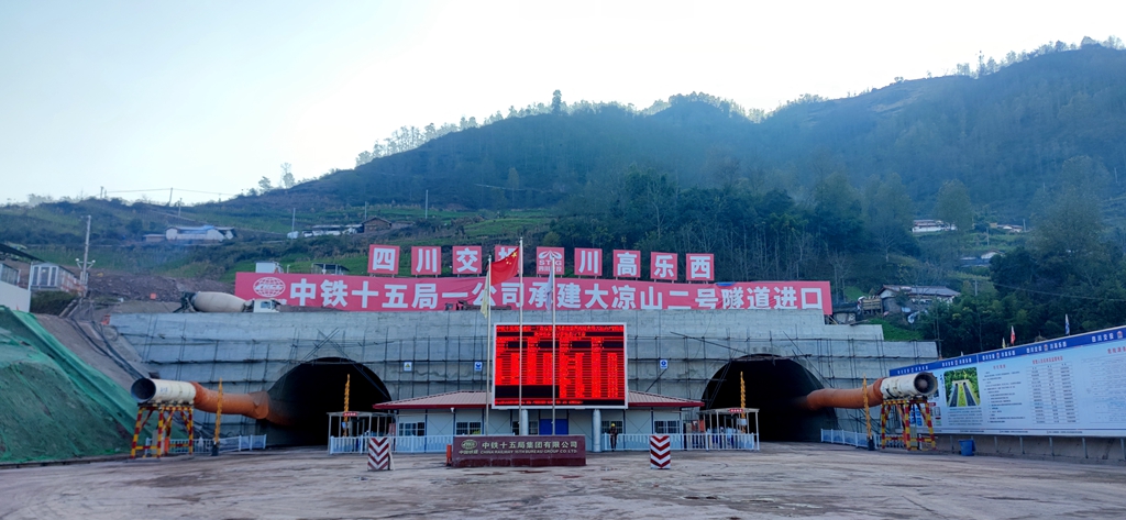 微信图片_20201130084433_副本.jpg 微信图片_20201130084433_副本.jpg