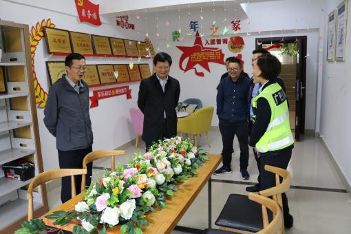 广巴米兰官方端网站登录入口_米兰online(中国)
党委书记、董事长、总经理夏益奉深入广元管理处调研指导职工小家创建工作.jpg 广巴米兰官方端网站登录入口_米兰online(中国)
党委书记、董事长、总经理夏益奉深入广元管理处调研指导职工小家创建工作.jpg