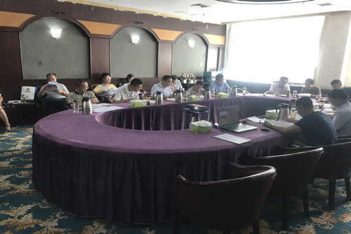 第六次中心组学习.jpg