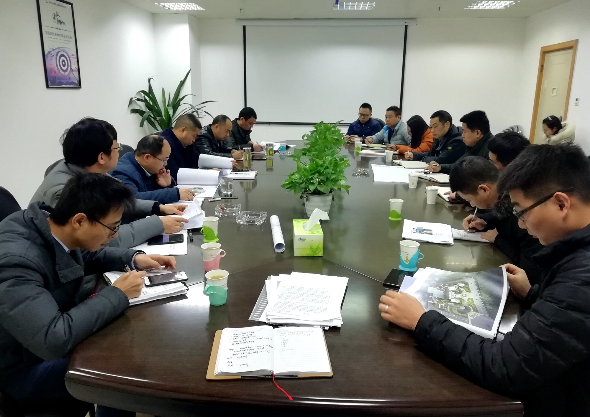 20190115乐西米兰官方端网站登录入口_米兰online(中国)
召开马边管理服务中心建设指标座谈会_副本.jpg