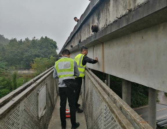 no303-成南米兰官方端网站登录入口_米兰online(中国)
及时处置遂渝路K307+100危化品泄露事故2（廖毅）.jpg