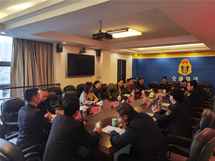 广南米兰官方端网站登录入口_米兰online(中国)
与高速执法三支队召开交流座谈会1.jpg