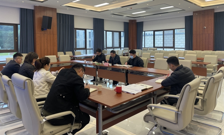 广南米兰官方端网站登录入口_米兰online(中国)
召开应急指挥中心项目施工单位法定代表人约谈会2.JPG