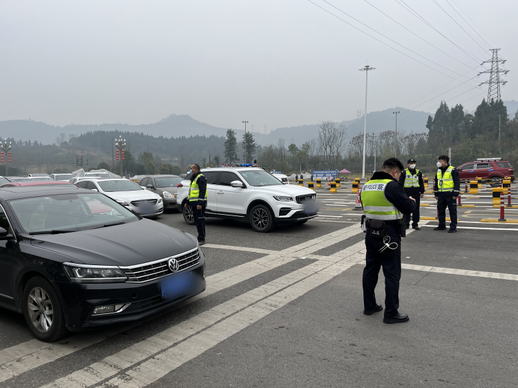 广南米兰官方端网站登录入口_米兰online(中国)
圆满完成2023年春节节假日期间保通保畅工作1.png