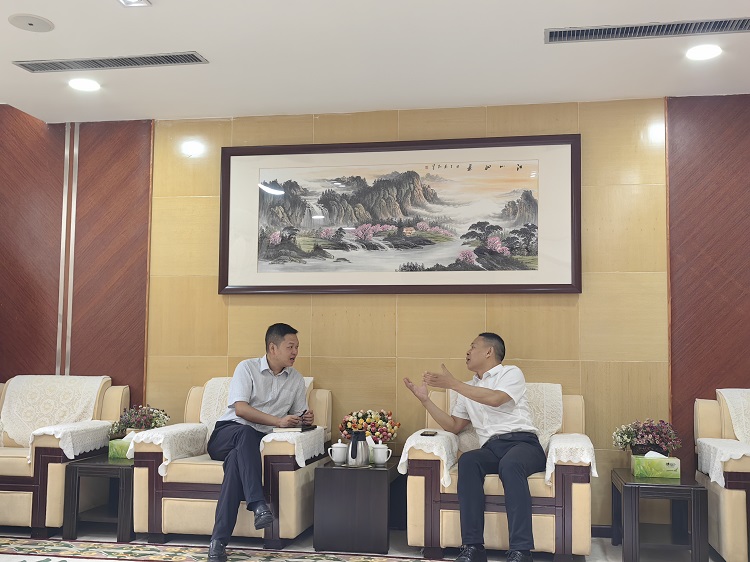 县委副书记、代县长.jpg