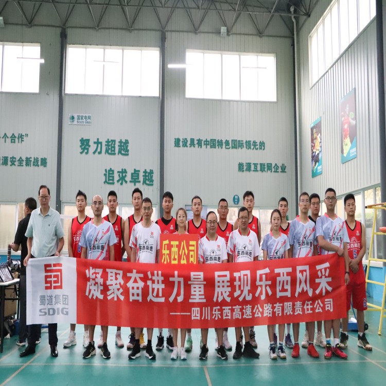47c9690ffcabe74bf4fb5ae66793b33(1).jpg
