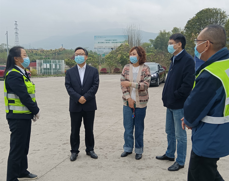 毛总检查1.jpg
