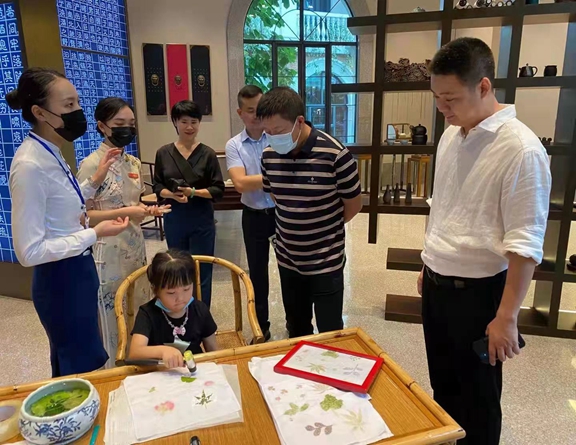 微信图片_20210823150151_副本.jpg
