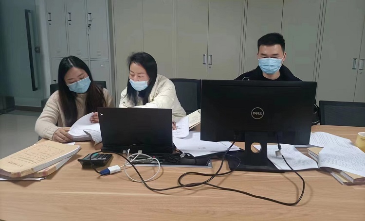 微信2.jpg