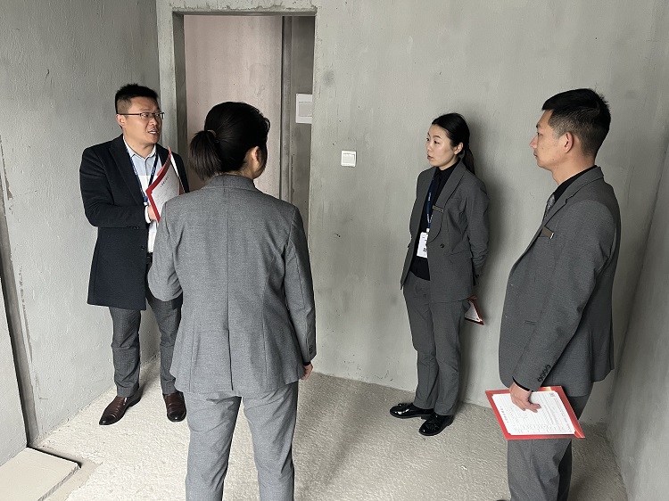 川高文旅米兰官方端网站登录入口_米兰online(中国)
恩阳“高庐·御品湾”项目开展“户型说辞”实景对抗演练1.jpg