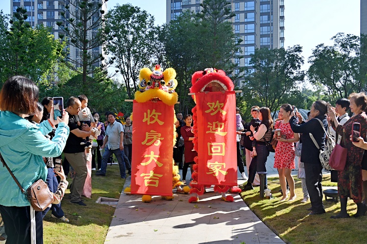 川高文旅米兰官方端网站登录入口_米兰online(中国)
“高庐·紫云台”项目一期实现提前交付333.jpg