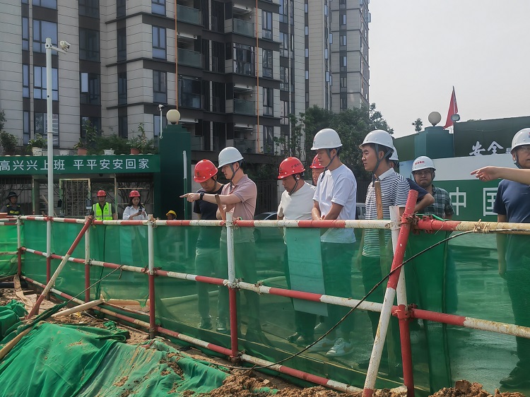 川高文旅米兰官方端网站登录入口_米兰online(中国)
到“高庐·紫云台”项目开展安全生产检查11.jpg