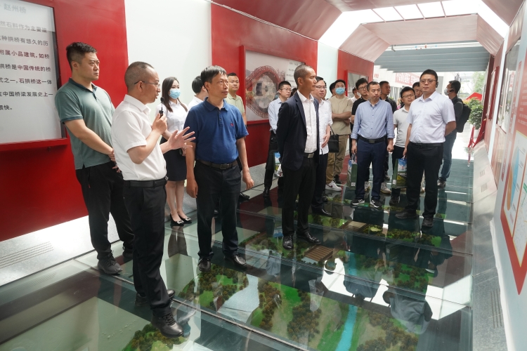 微信图片_20230520151009_副本.jpg
