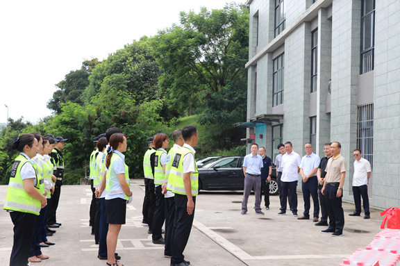20210817_川高米兰官方端网站登录入口_米兰online(中国)
监事会主席冯兵一行赴川南米兰官方端网站登录入口_米兰online(中国)
开展“送清凉”慰问2_副本.jpg