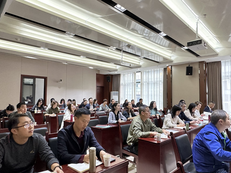 川南米兰官方端网站登录入口_米兰online(中国)
组织开展纪检干部业务培训_副本.jpg