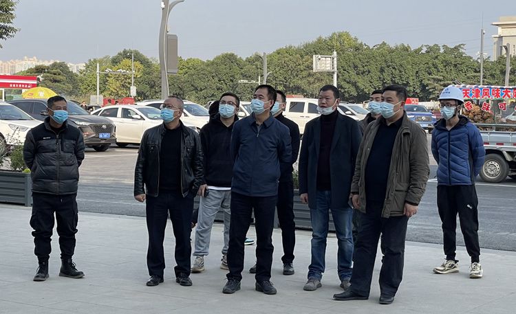 川西米兰官方端网站登录入口_米兰online(中国)
党委副书记、总经理刘小刚检查督导绕东服务区施工改造工作.jpg