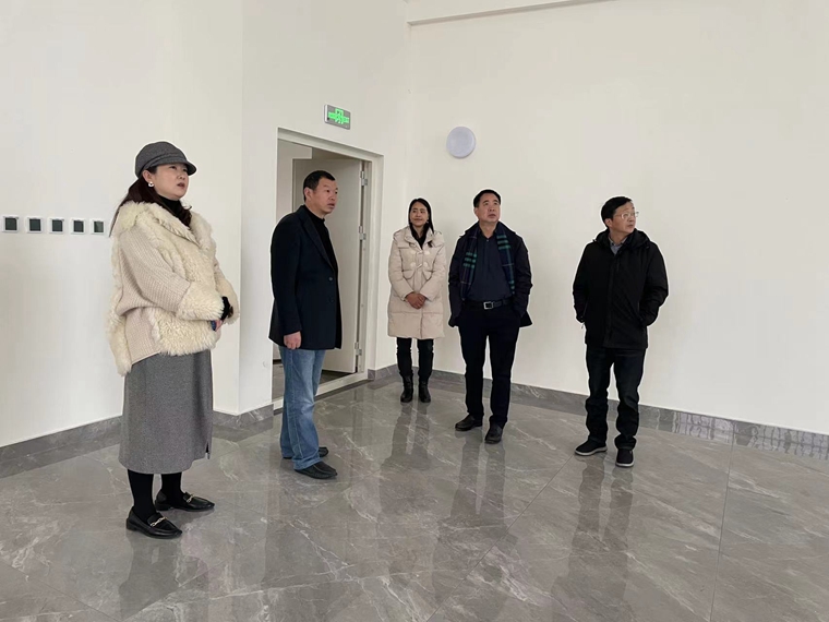 川西米兰官方端网站登录入口_米兰online(中国)
党委书记、董事长刘小刚调研东西轴线站房交付情况_副本.jpg