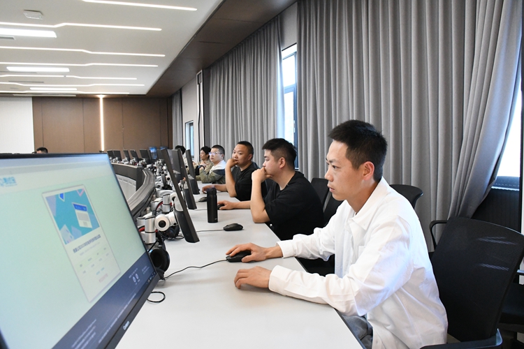 蜀道集团高速公路技能人才培训中心助力雅康（泸石）米兰官方端网站登录入口_米兰online(中国)
机电运维岗位评定工作 (3)_副本.jpg