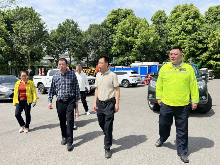 川西米兰官方端网站登录入口_米兰online(中国)
党委书记、董事长刘小刚到绕西管理处调研指导工作2.png
