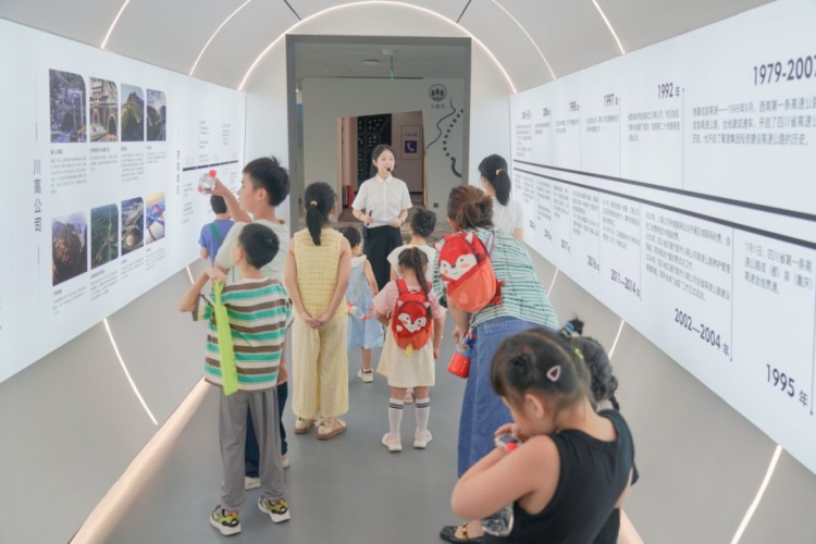 d1f2eae1e85c0f86cec8a829d21ee8fa_副本.jpg