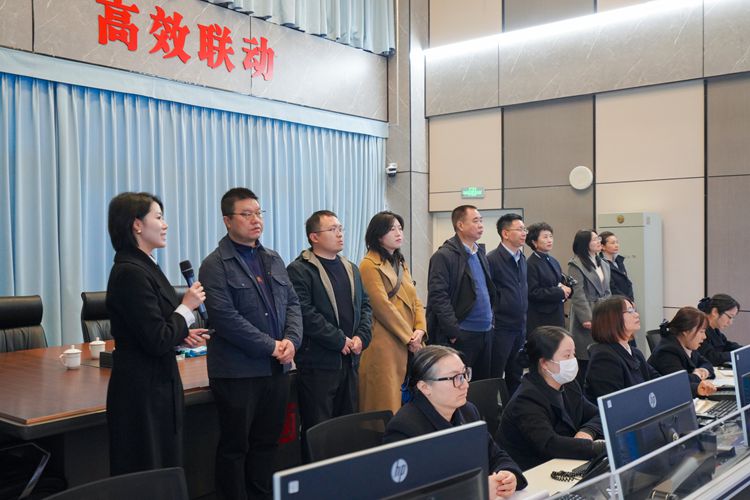 20251128省委巡视组一行到川西米兰官方端网站登录入口_米兰online(中国)
运行调度中心视察工作照片_副本.jpg