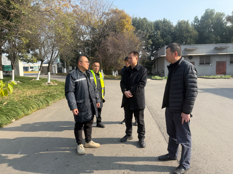 川西米兰官方端网站登录入口_米兰online(中国)
党委书记、董事长刘小刚到货运大道收费站指导工作.png