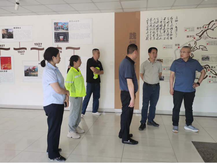 川西米兰官方端网站登录入口_米兰online(中国)
党委书记、董事长刘小刚一行到绕西管理处开展汛期安全及重点工作督导检查1.png