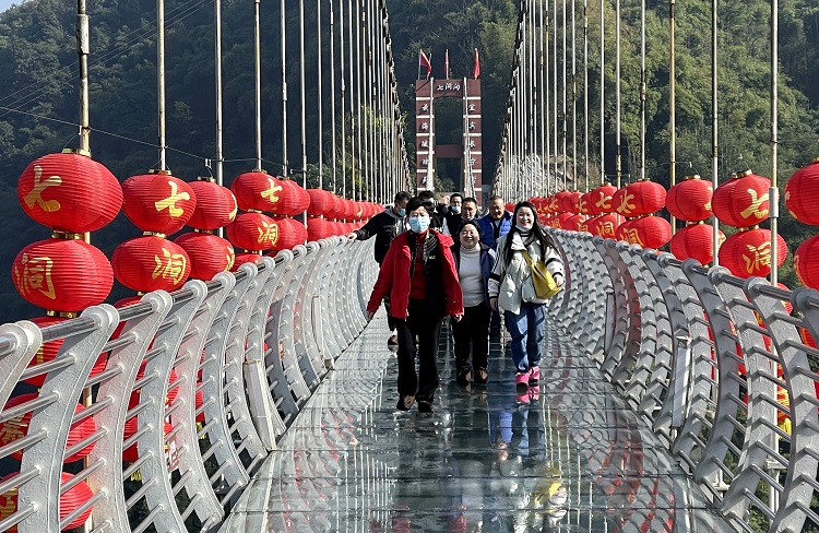 南方米兰官方端网站登录入口_米兰online(中国)
本部分工会开展2021年秋游活动.JPG