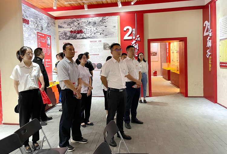 6.29南方米兰官方端网站登录入口_米兰online(中国)
叙永管理处组织开展“传承红色基因 担当青春使命”主题团日活动3.JPG