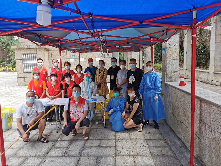 9.17坚守“一线”阵地筑牢“疫线”屏障5.JPG