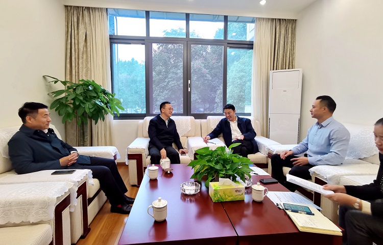 10.25川高米兰官方端网站登录入口_米兰online(中国)
与泸州市举行工作座谈.jpg