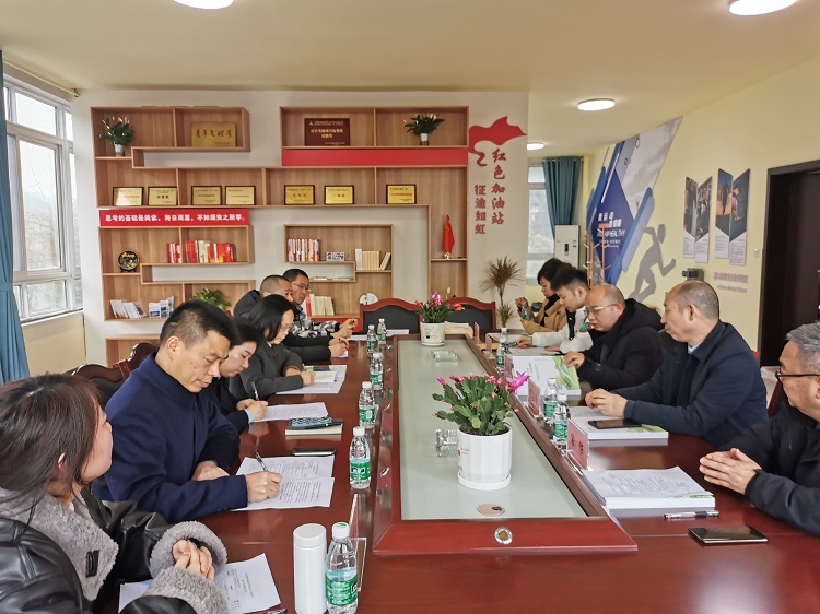 1.11川高米兰官方端网站登录入口_米兰online(中国)
职工小家验收组到纳黔高速正东收费站开展“职工小家”验收工作2.jpg