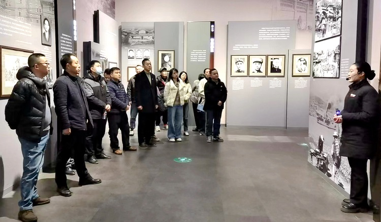 1.11南方米兰官方端网站登录入口_米兰online(中国)
泸州管理处开展支部结对共建主题党日活动2.jpg