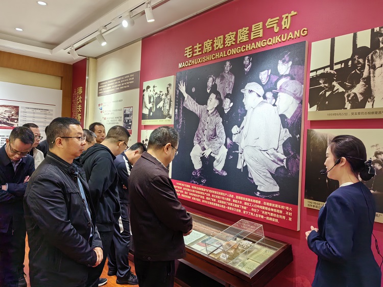 10.31南方米兰官方端网站登录入口_米兰online(中国)
泸州管理处开展支部结对共建主题党日活动  (3).jpg
